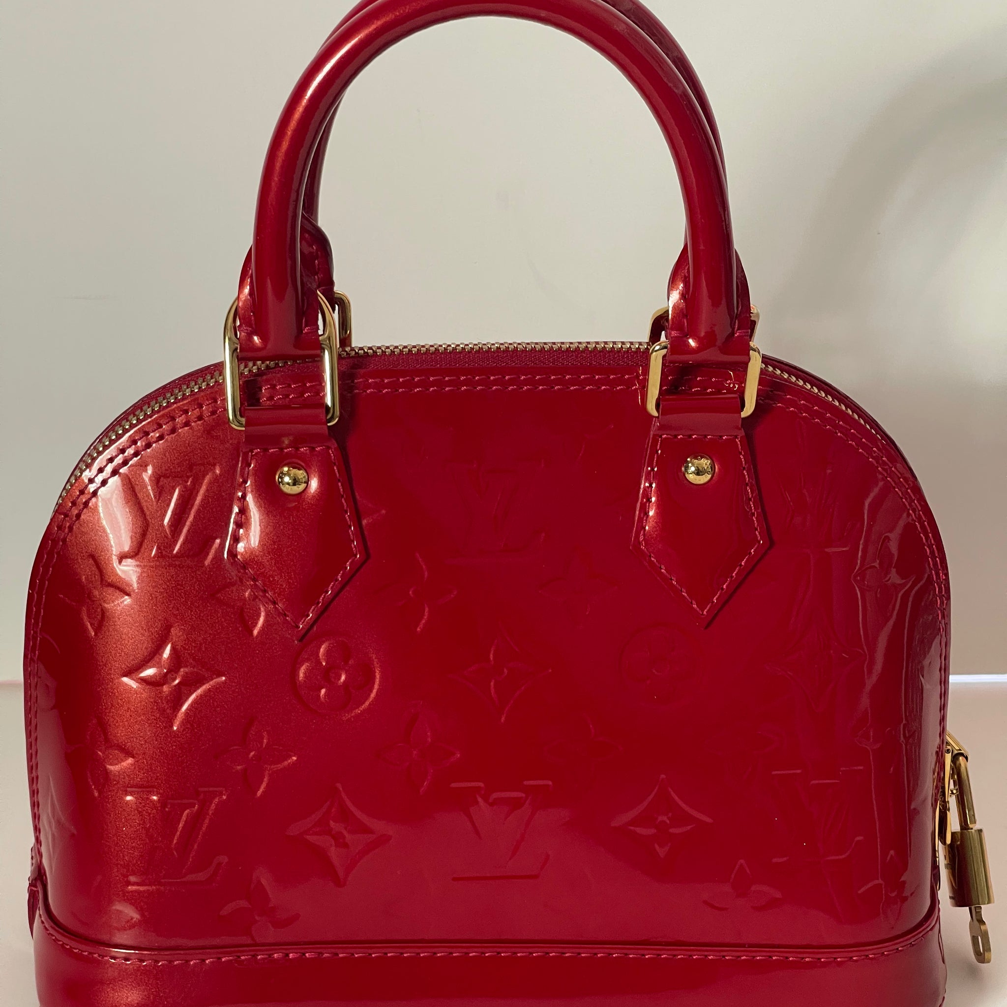 Louis Vuitton Alma BB (A+)