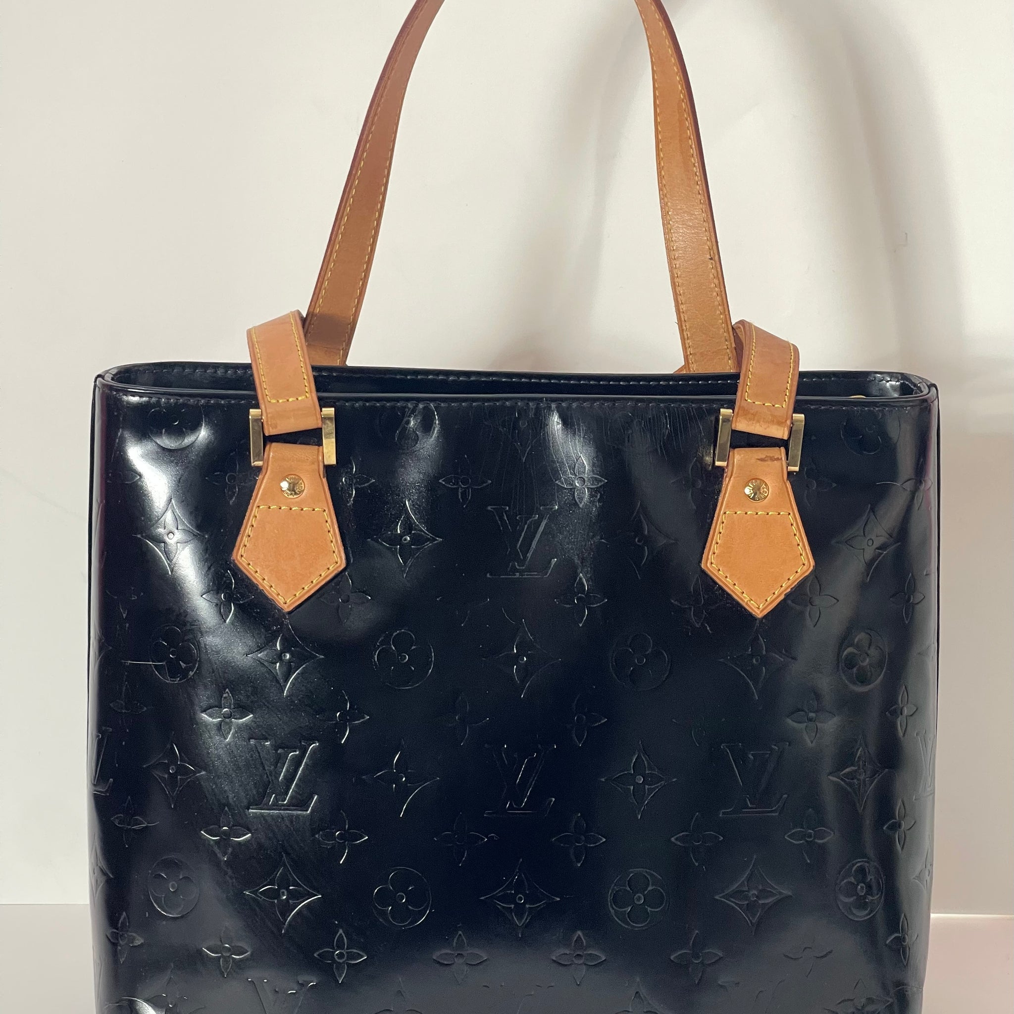 Louis Vuitton Houston Vintage Bag (B+)