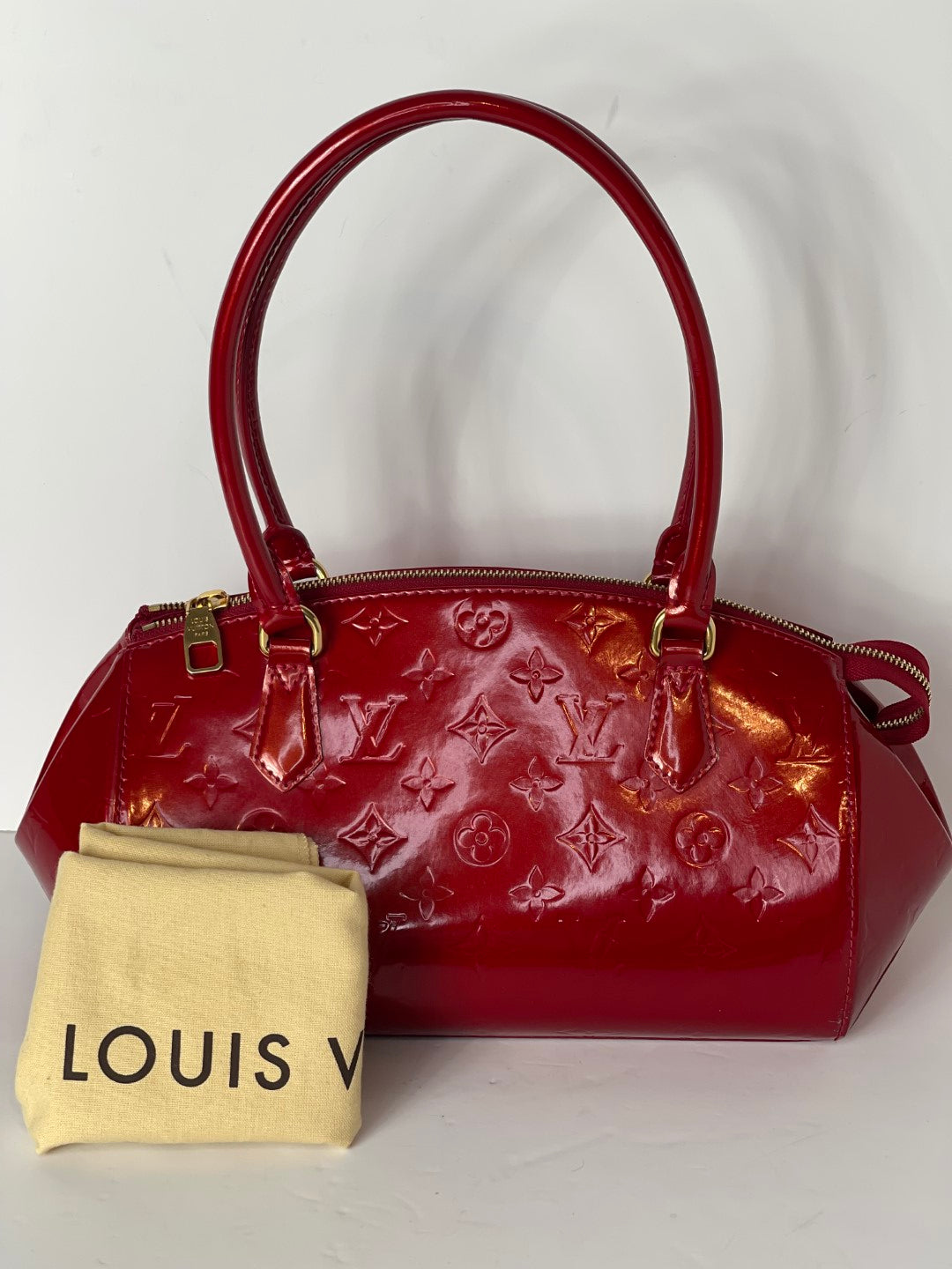 Louis Vuitton Sherwood Vernis Bag (BC)